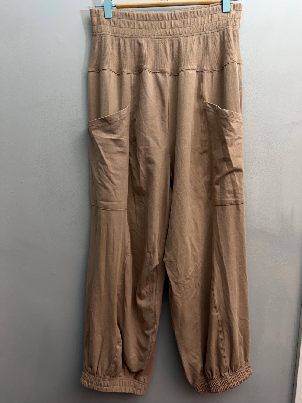 *New* FP Movement Up in the Air Printed Set, Size Small - Picture 6 of 7